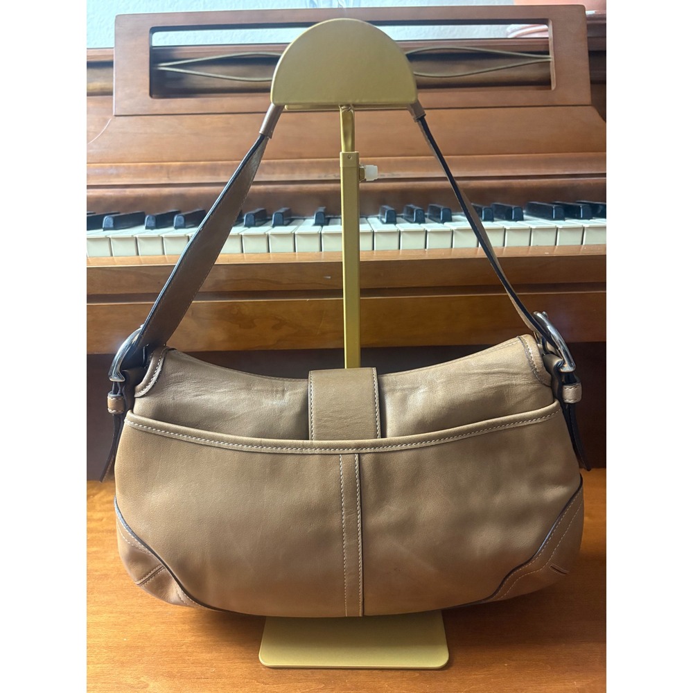 Coach‎ Soho Buckle Flap Shoulder Bag Tan Glove Leather Y2K F04S-9248 - Picture 2 of 8